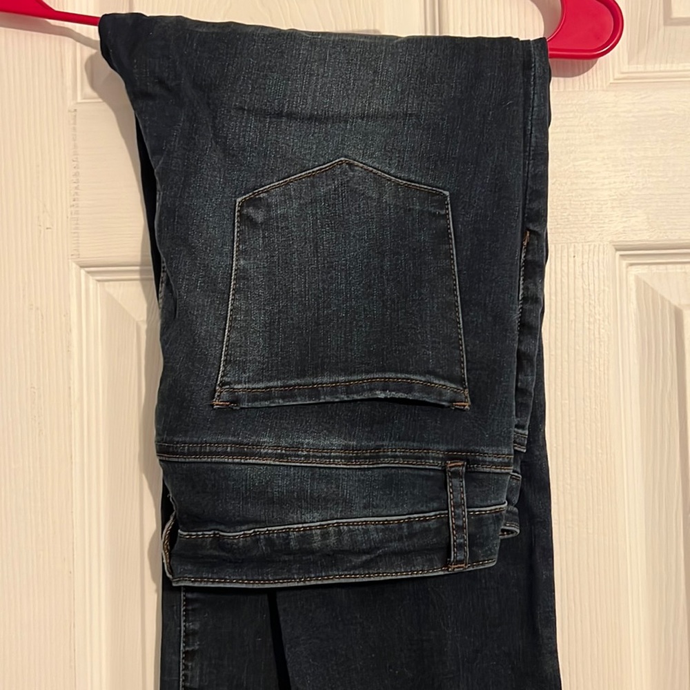 Dark skinny’s